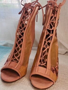 Gianni Bini Dusty Rose Lace-Up Peep Toe Heels